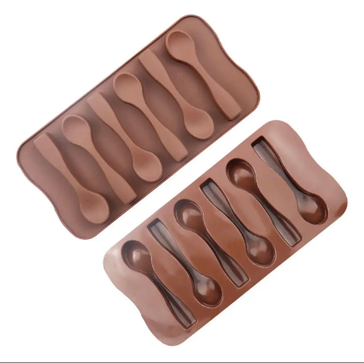 Spoon Shape Silicone Baking Mold - image 3