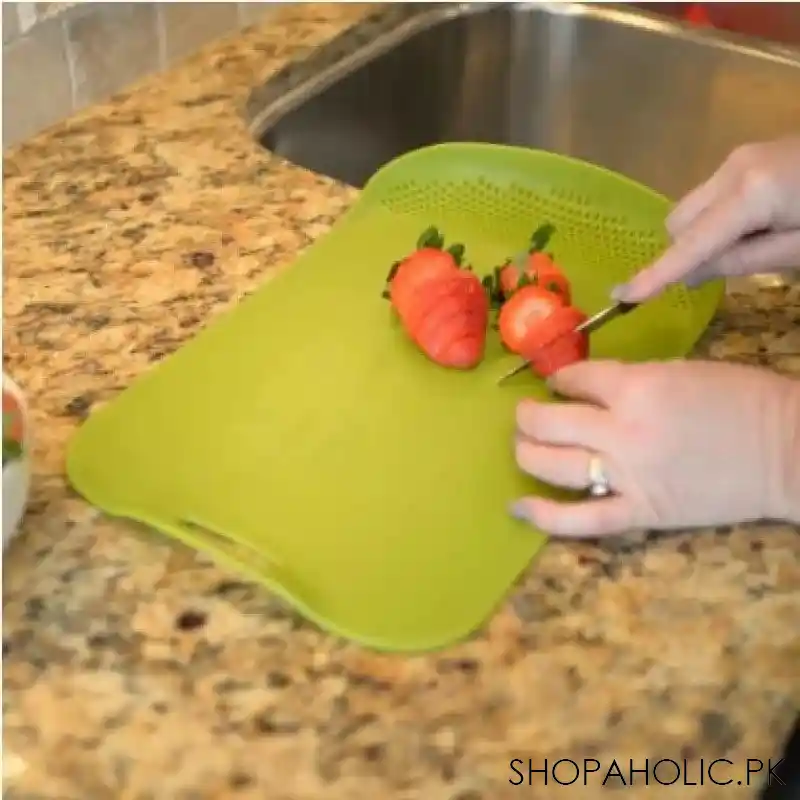 3 in 1 drain cutting board image3