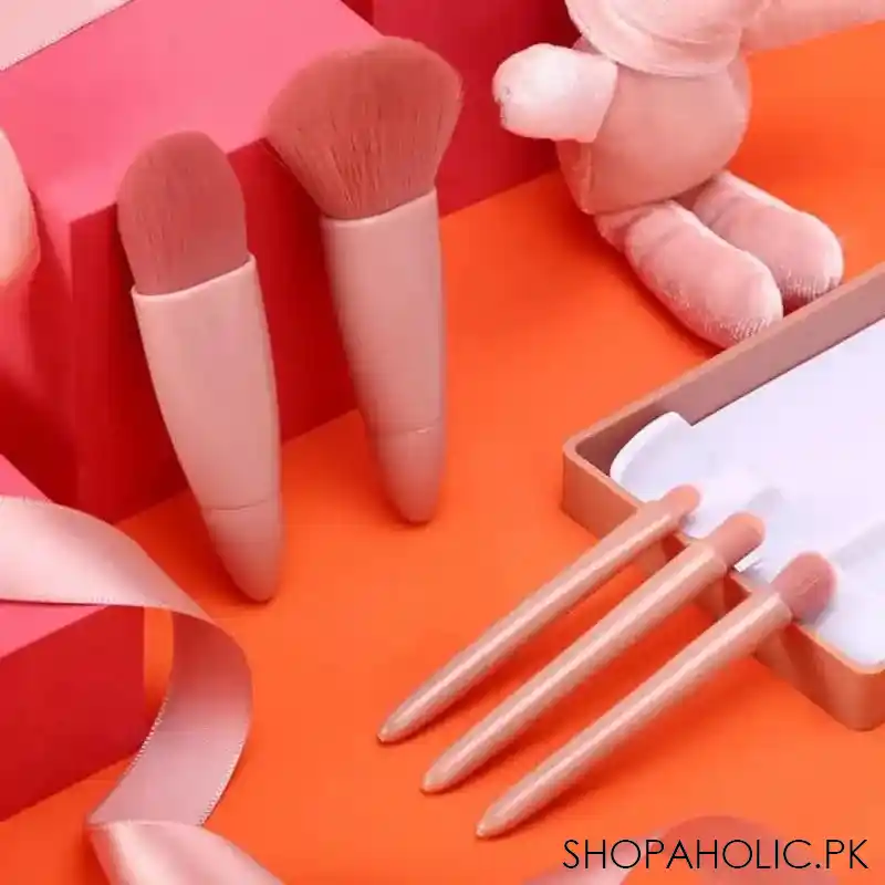 5 pcs travel makeup brush set image4