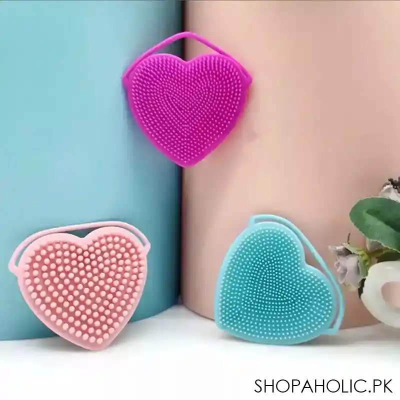 baby shampoo shower brush main image