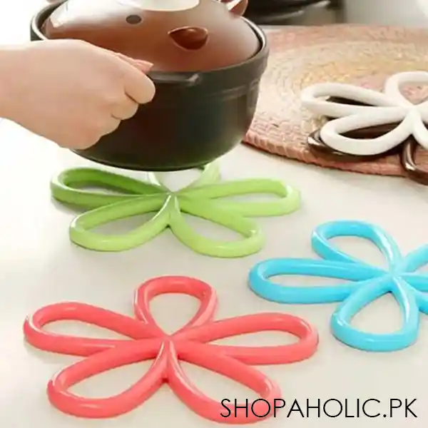 flower shape silicone placemat image4