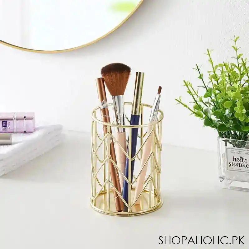 hollow out makeup brush holder main image