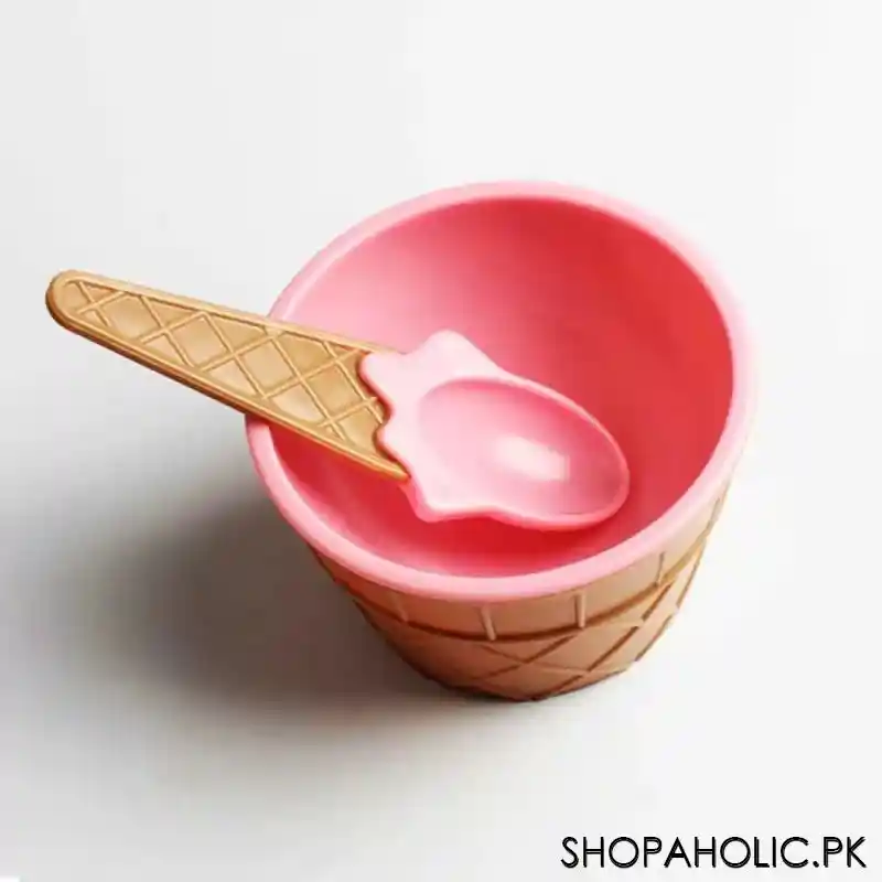 ice cream cup with spoon main image