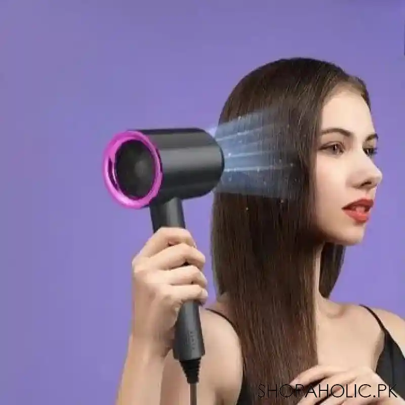 iconic hair dryer image3