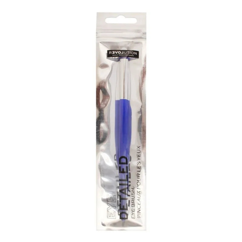 makeup revolution eye pigment eyeshadow blending brush image2