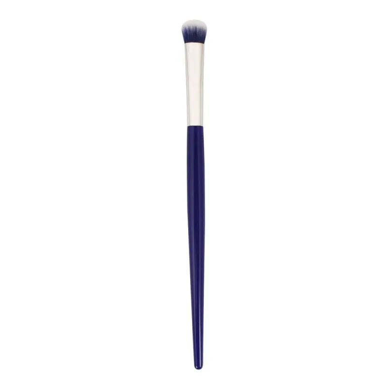 makeup revolution eye pigment eyeshadow blending brush main image