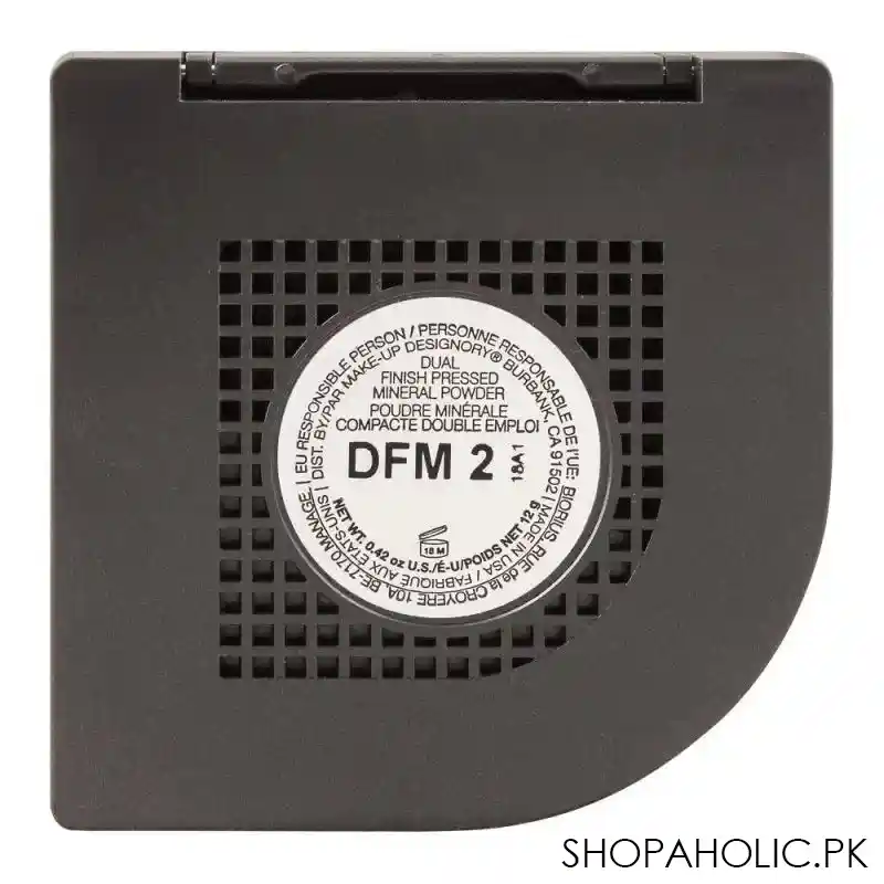 mud makeup designory dual finish pressed mineral powder, dfm 2 image3