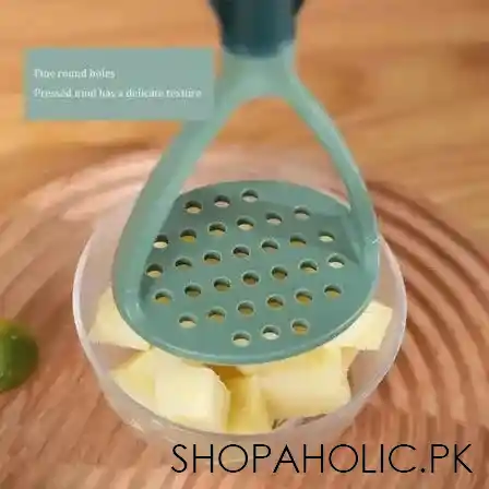 plastic potato masher with handle image4