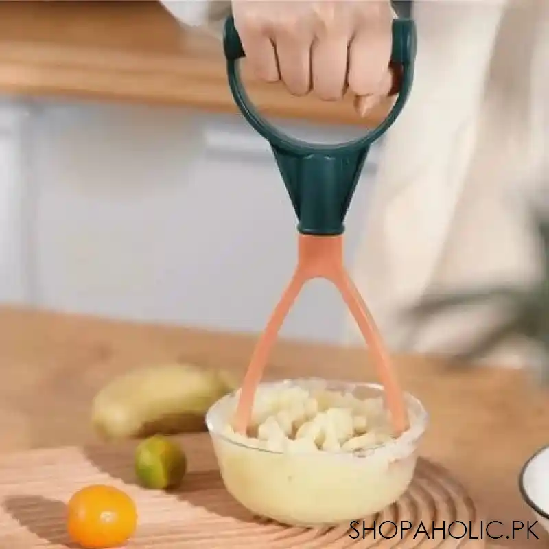 plastic potato masher with handle main image