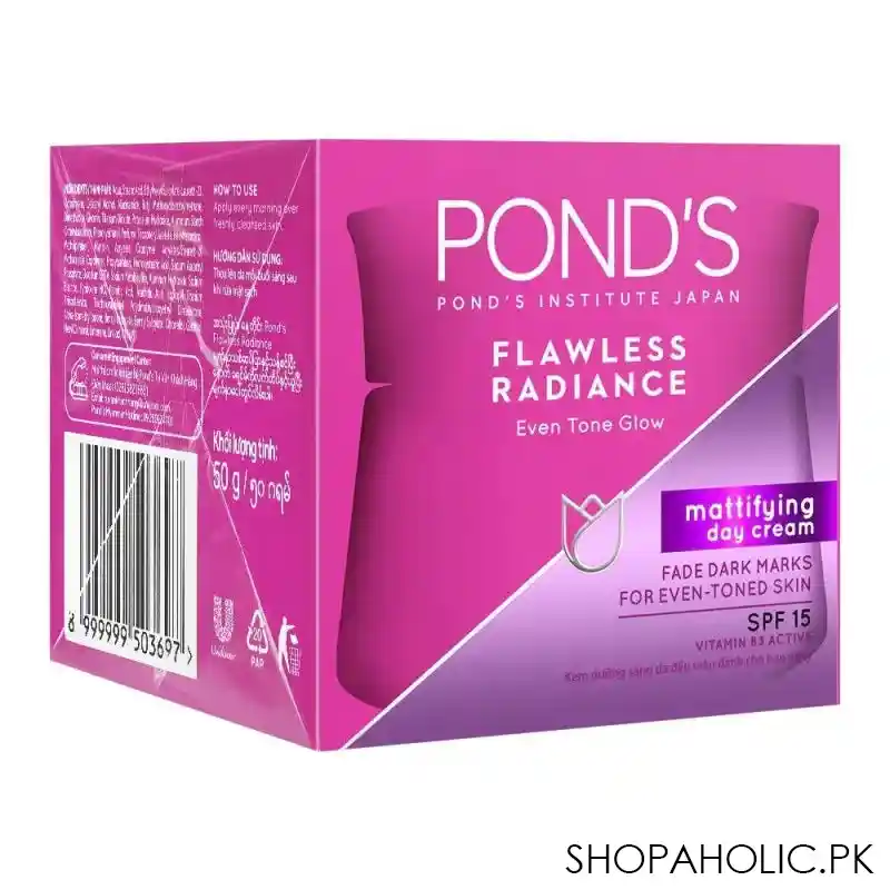 pond's flawless radiance even tone glow mattifying day cream, spa 15 pa++, 50g image2