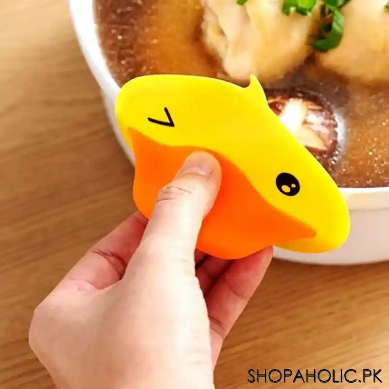 (set of 2) cute duck silicone pinch grip heat resistant finger protector pot holder image5