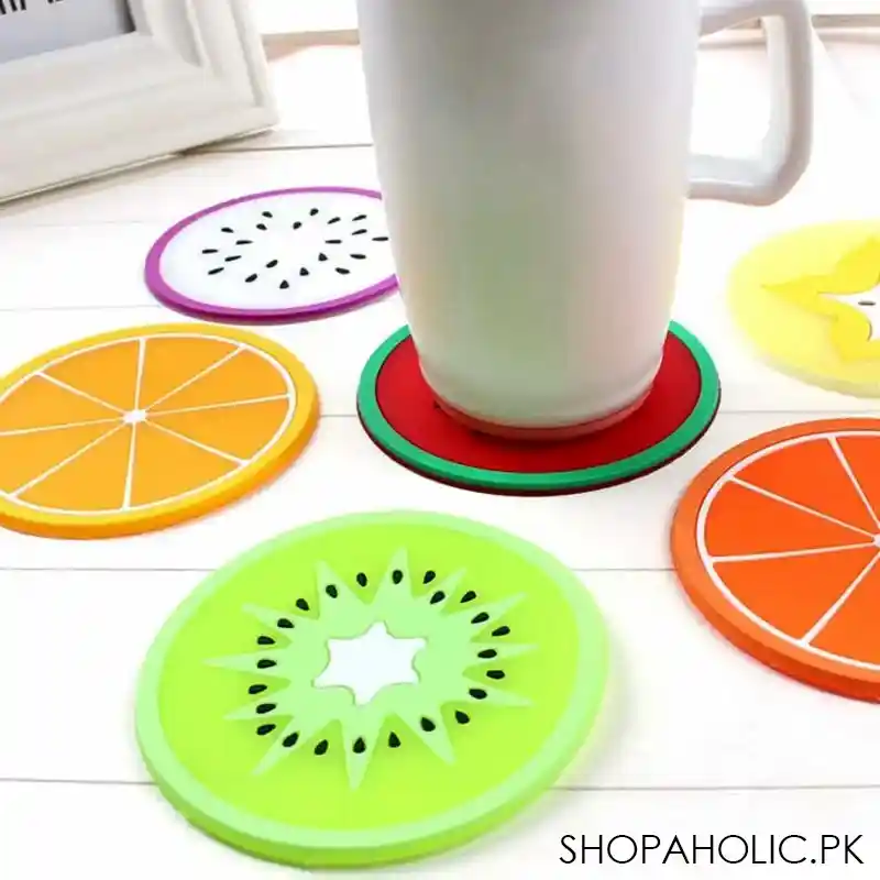 (set of 4) silicone fruit print round coasters   random colour and design image6