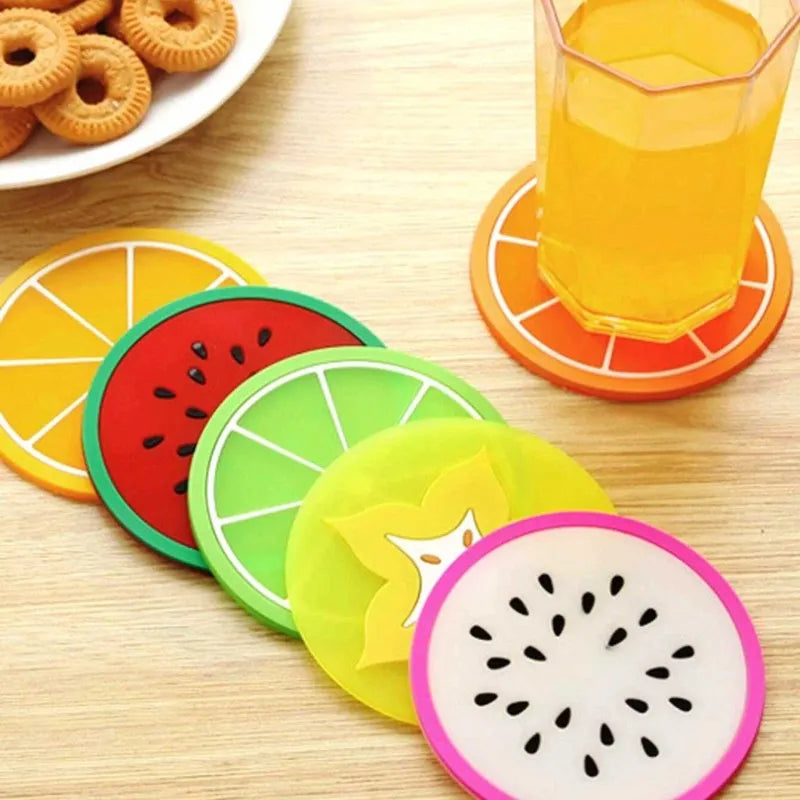 (set of 4) silicone fruit print round coasters   random colour and design main image