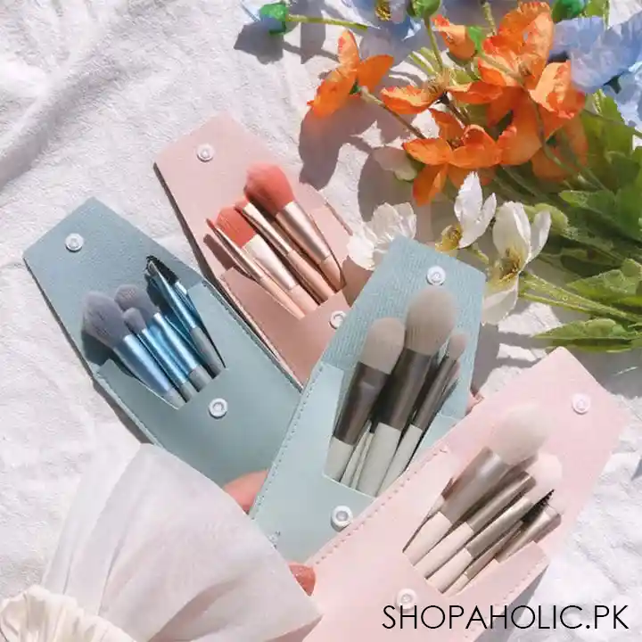 set of 8 professional makeup brushes set image3