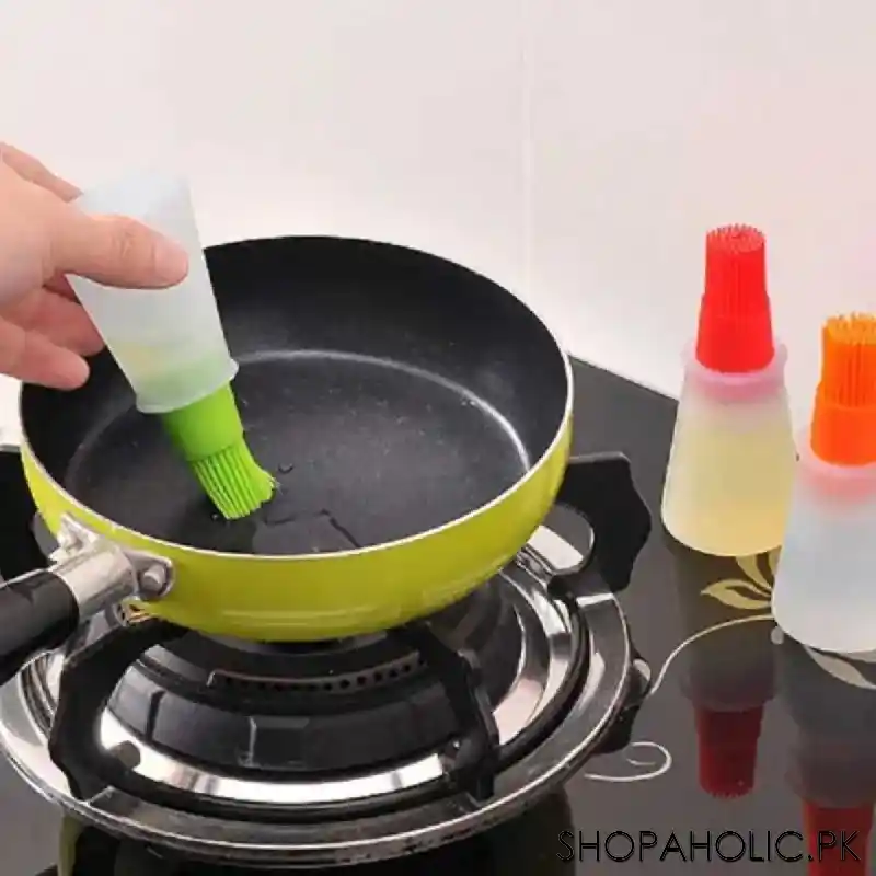 silicone cooking oil bottle with basting brush image3