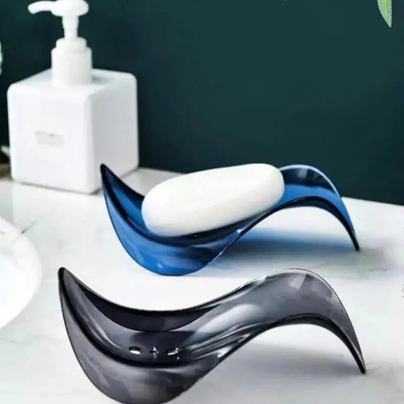 transparent wave shaped soap holder image3